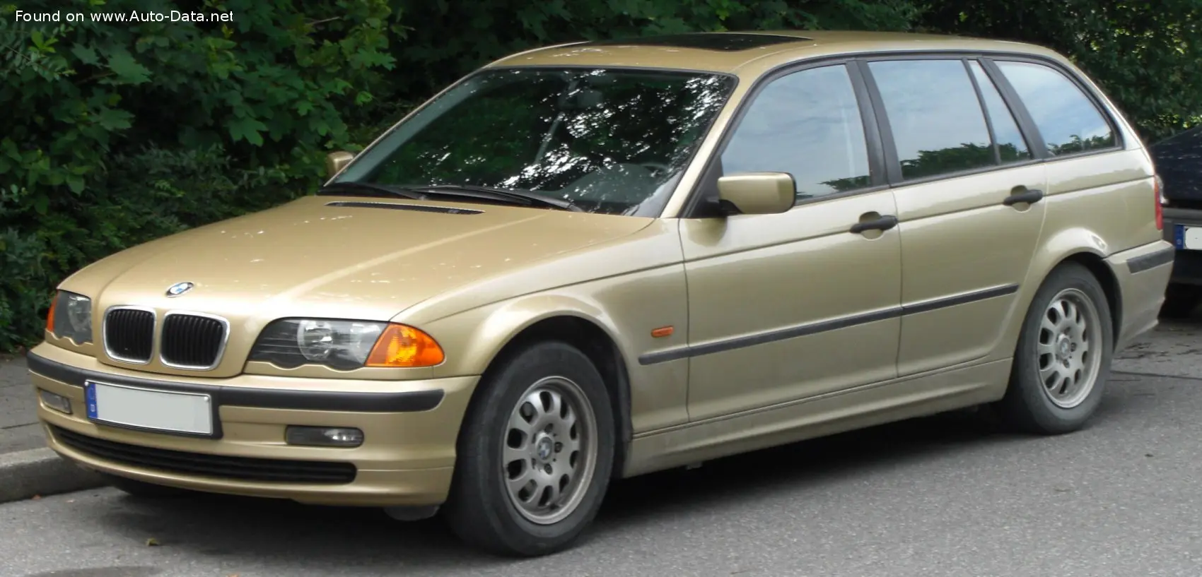 BMW 3 Serisi 3 Serisi Touring 330xi Standart 0