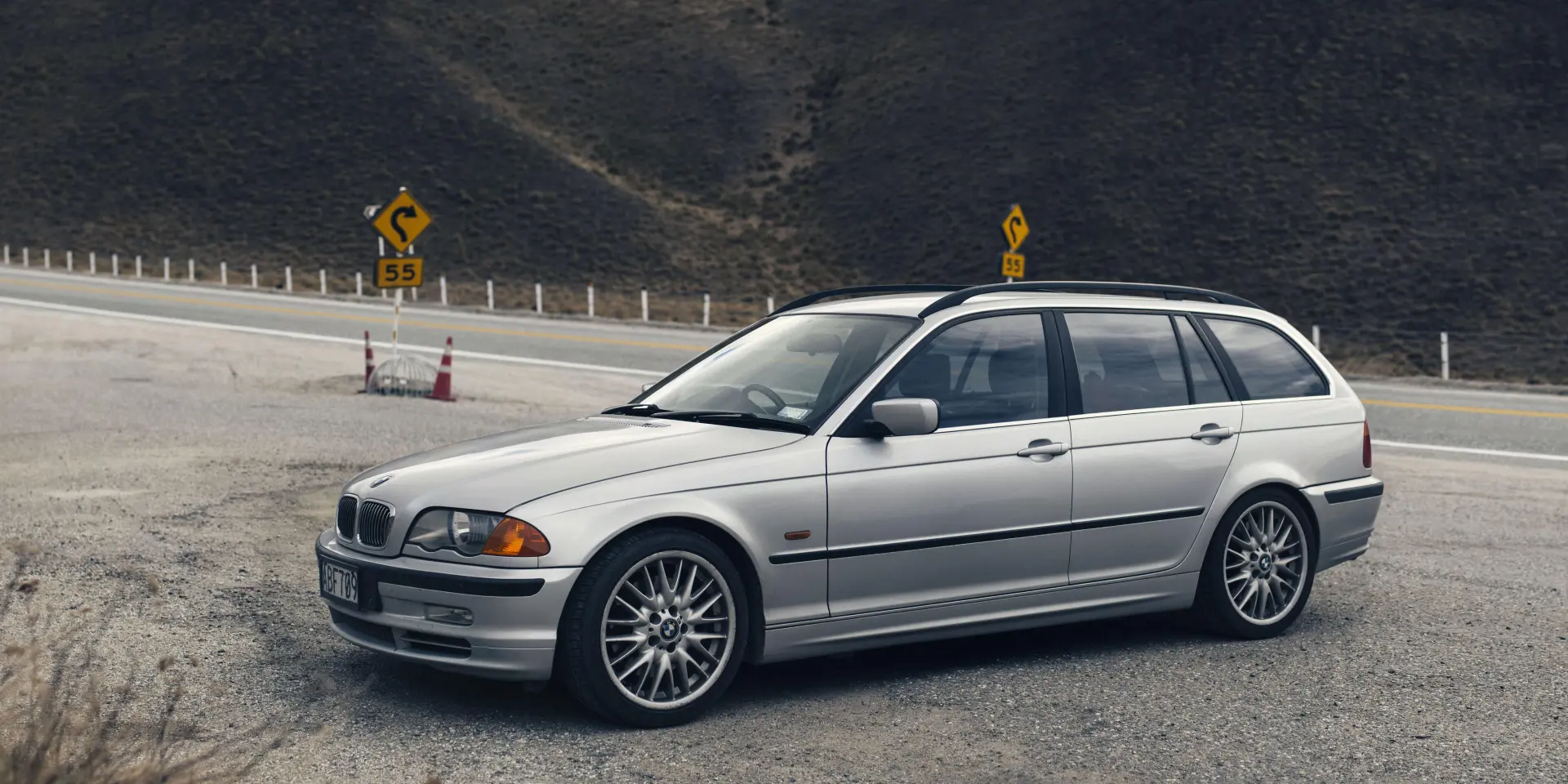 BMW 3 Serisi 3 Serisi Touring 330i Standart 6