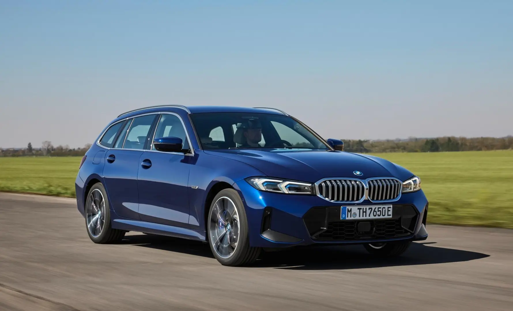 BMW 3 Serisi 3 Serisi Touring 330i xDrive Standart 5