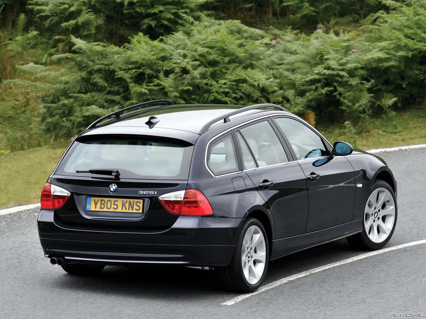 BMW 3 Serisi 3 Serisi Touring 330i xDrive Standart 4