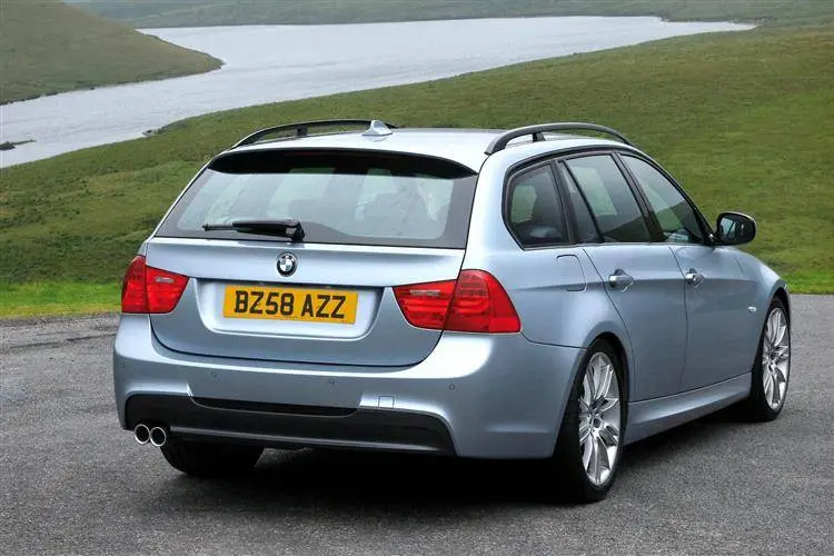 BMW 3 Serisi 3 Serisi Touring 330xi Standart 4