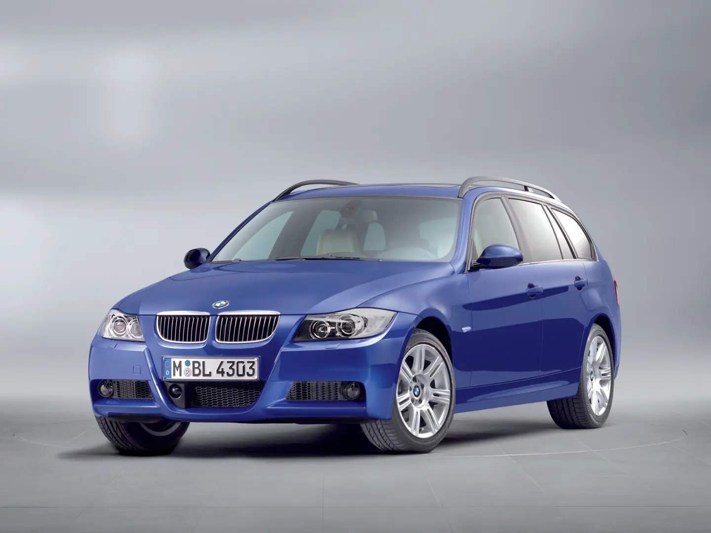 BMW 3 Serisi 3 Serisi Touring 330xi Standart 5
