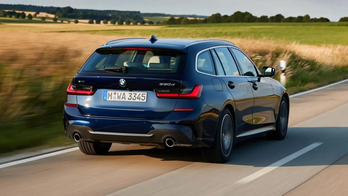 BMW 3 Serisi 3 Serisi Touring 330xi Standart 4