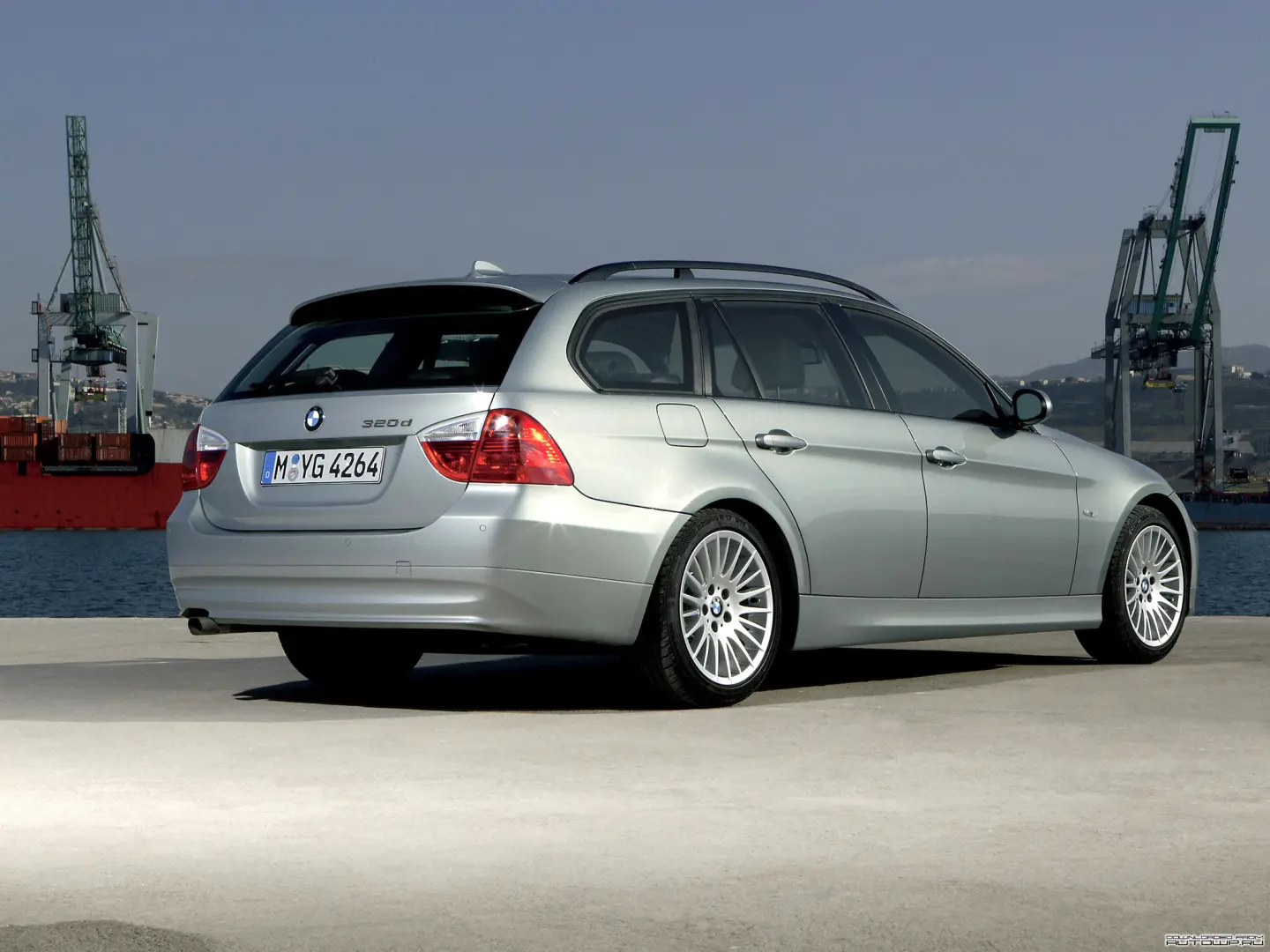 BMW 3 Serisi 3 Serisi Touring 335i Standart 3