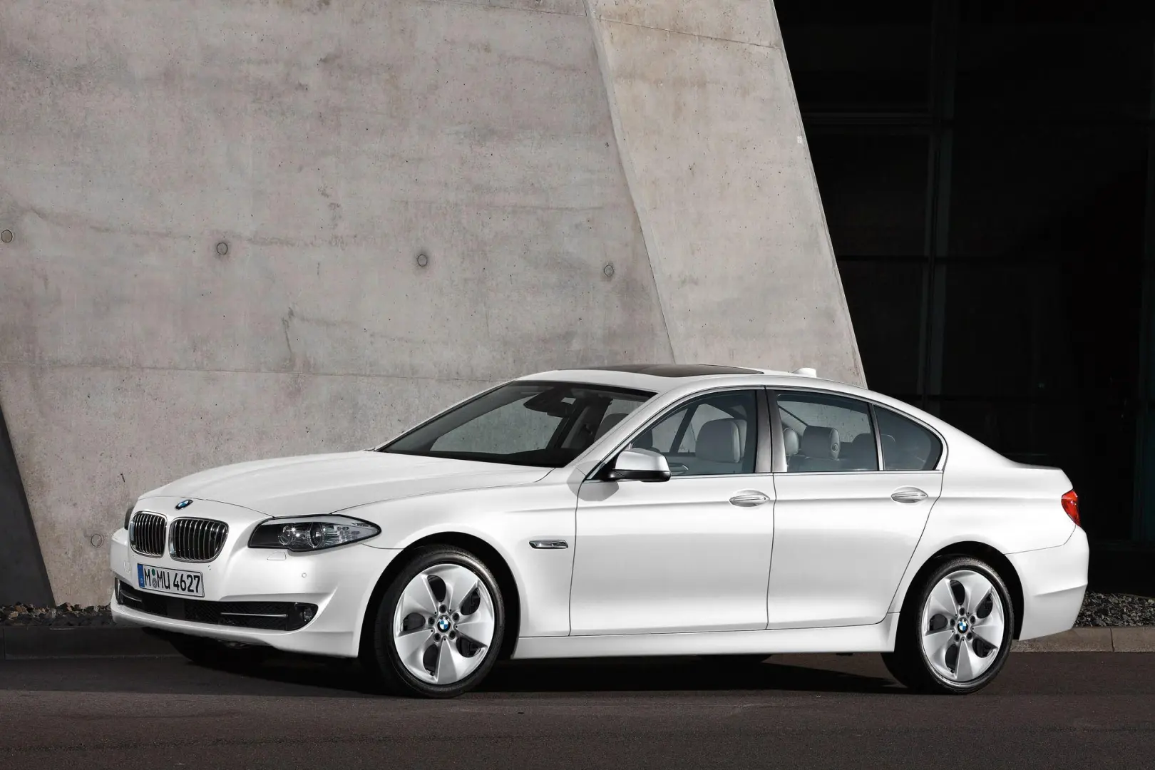 BMW 5 Serisi 5 Serisi 520d Exclusive 6
