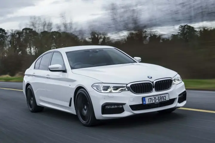 BMW 5 Serisi 5 Serisi 520d M Sport 4