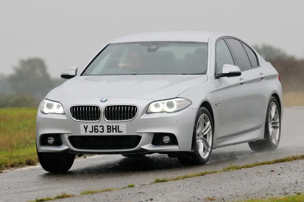 BMW 5 Serisi 5 Serisi 520d M Sport 4