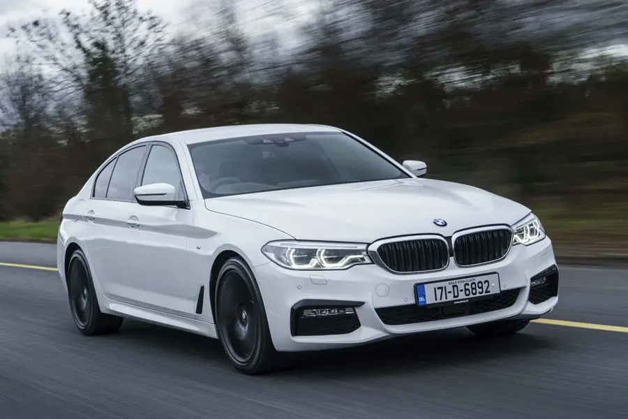 BMW 5 Serisi 5 Serisi 520d Executive M Sport 3