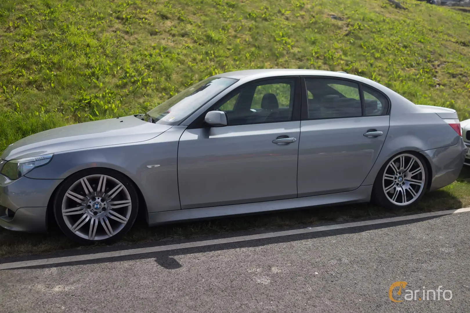 BMW 5 Serisi 5 Serisi 520d Premium 0