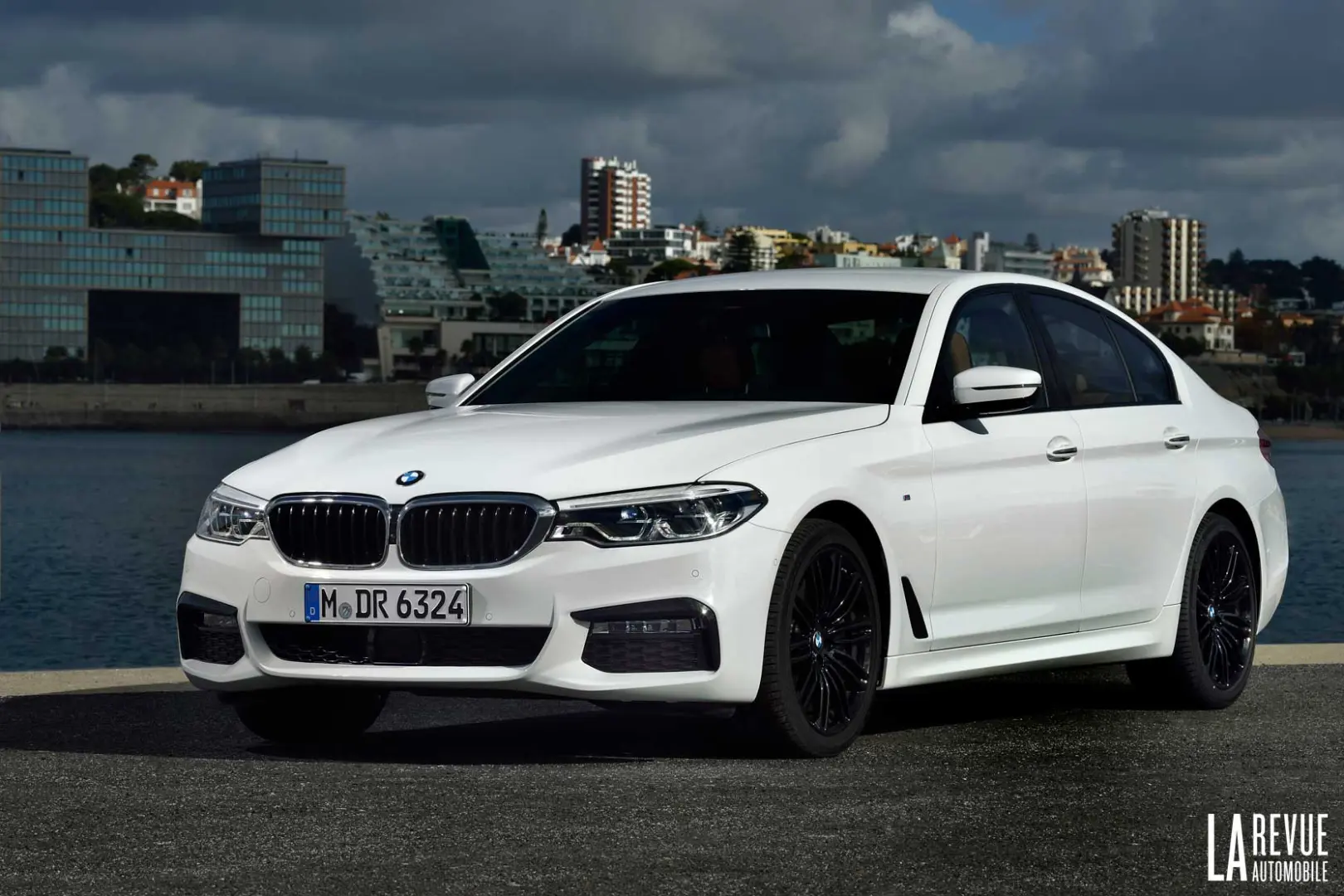 BMW 5 Serisi 5 Serisi 520d Pure 5