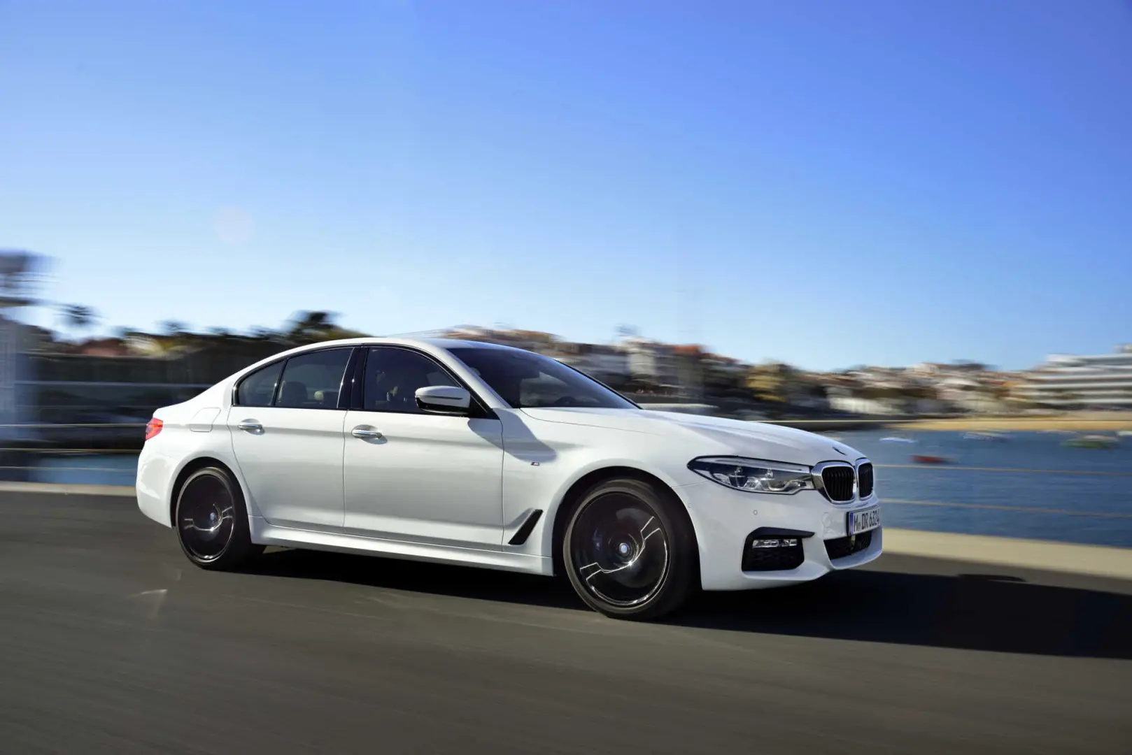 BMW 5 Serisi 5 Serisi 520d xDrive M Sport 5