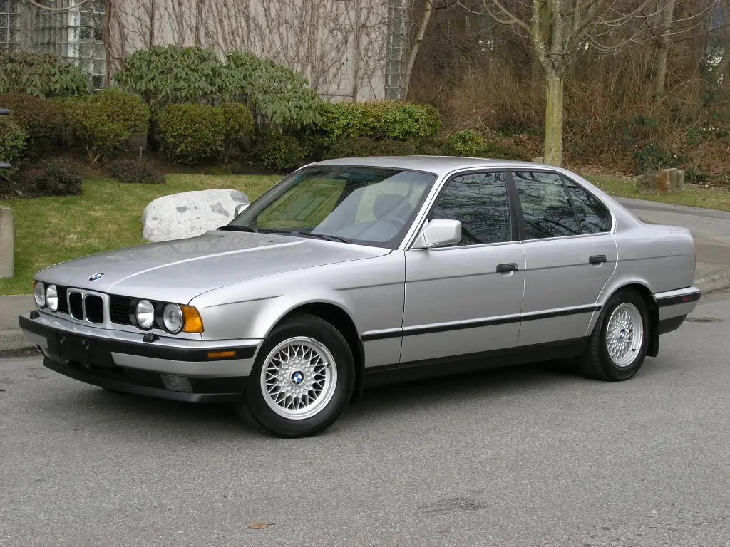 BMW 5 Serisi 5 Serisi 520i 24V Standart 0
