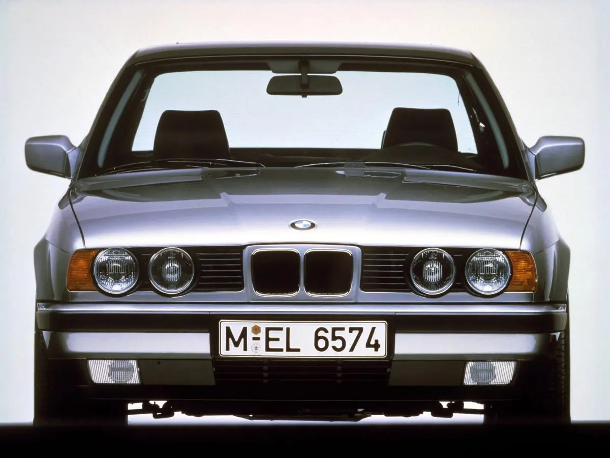 BMW 5 Serisi 5 Serisi 525ix 24V Standart 3