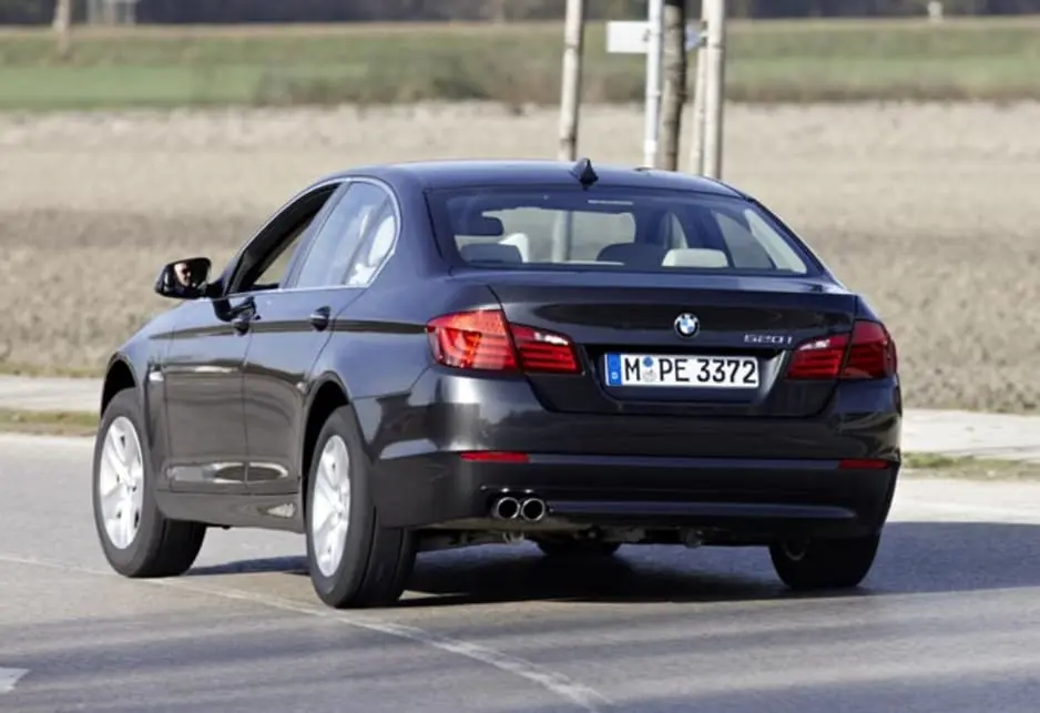 BMW 5 Serisi 5 Serisi 520i Business 3