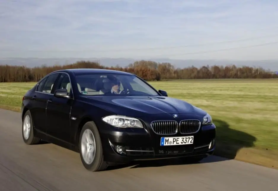 BMW 5 Serisi 5 Serisi 520i Comfort 2