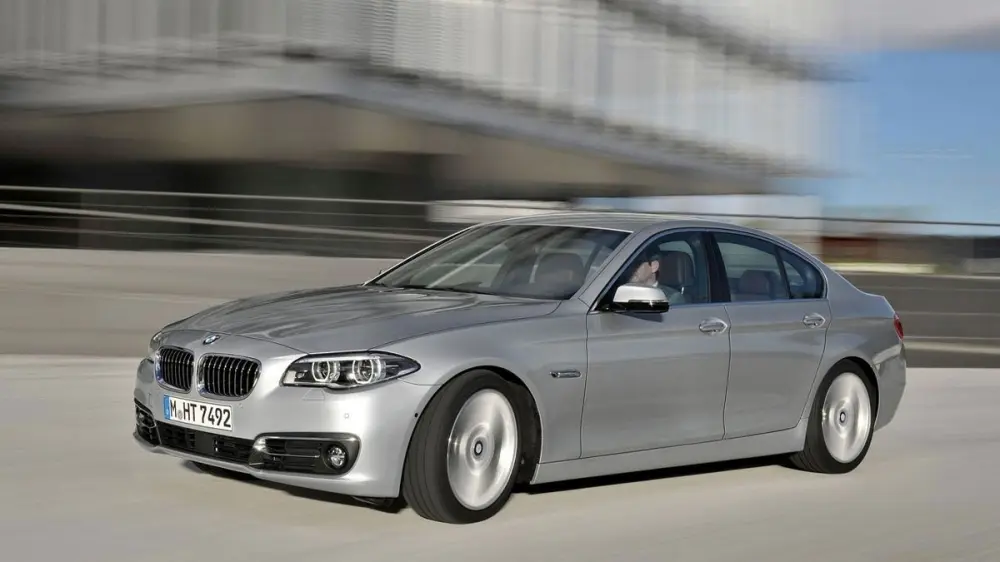 BMW 5 Serisi 5 Serisi 520i Comfort 3