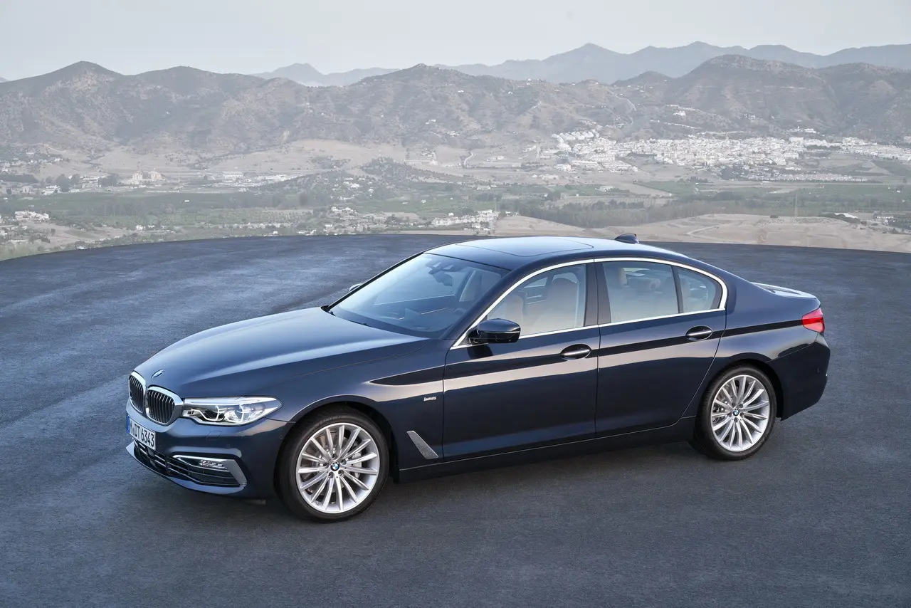 BMW 5 Serisi 5 Serisi 520i Luxury Line 5