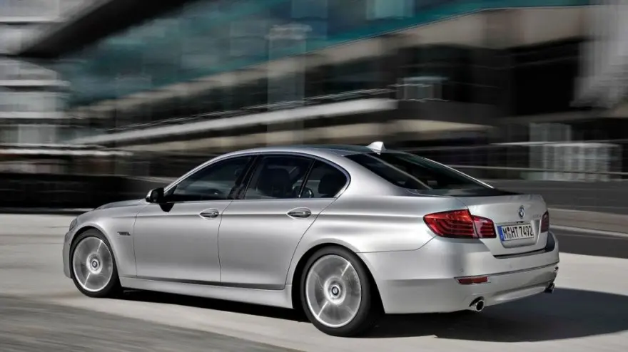BMW 5 Serisi 5 Serisi 520i Pure 5