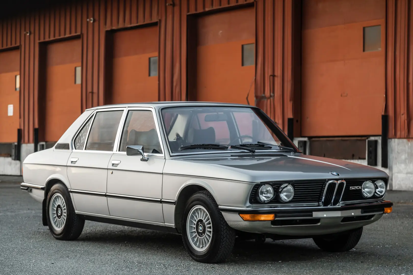 BMW 5 Serisi 5 Serisi 520i Standart 1