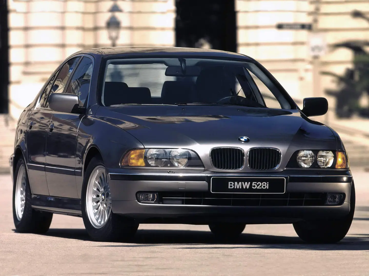 BMW 5 Serisi 5 Serisi 520i Standart 2