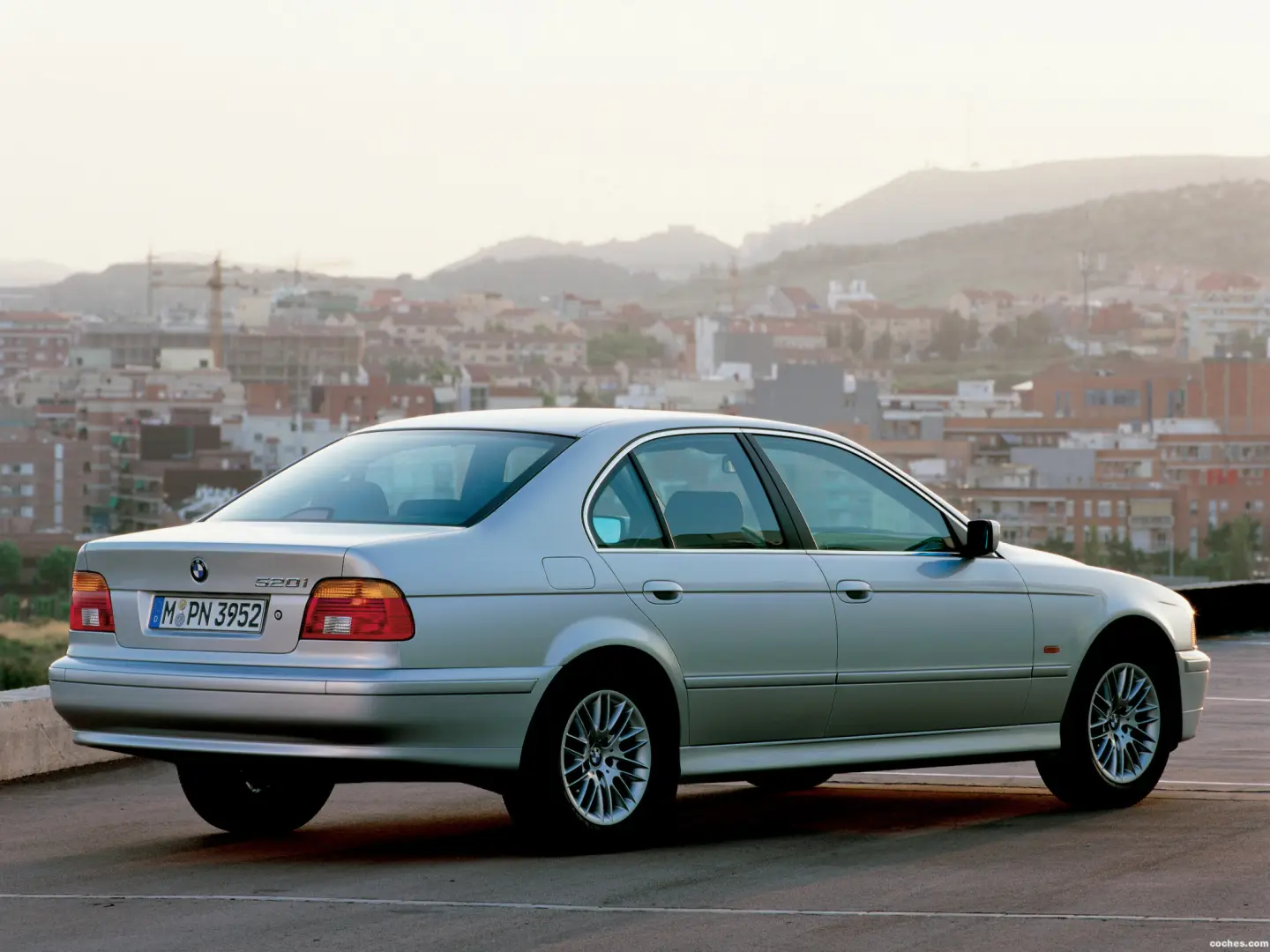 BMW 5 Serisi 5 Serisi 520i Standart 4