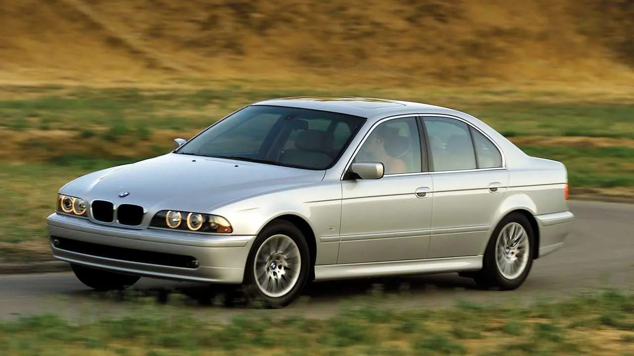BMW 5 Serisi 5 Serisi 520i Standart 5