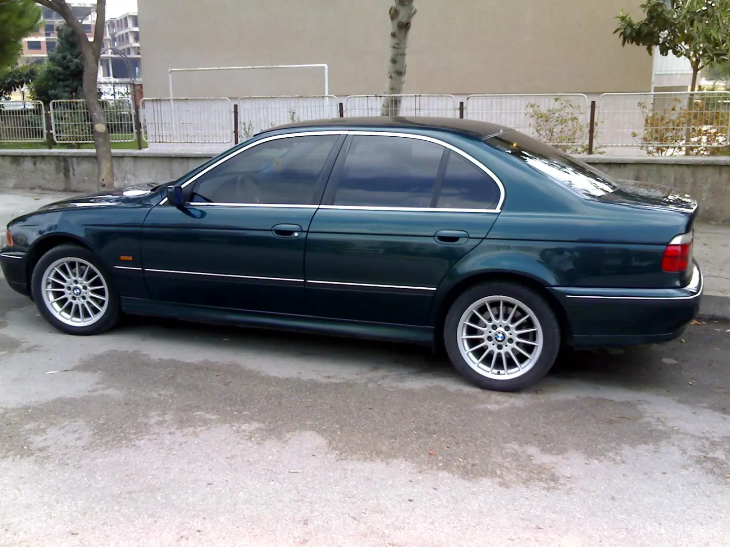 BMW 5 Serisi 5 Serisi 523i Standart 0