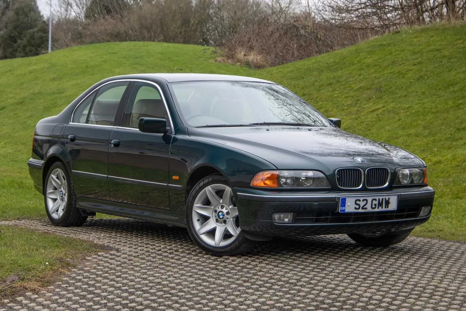 BMW 5 Serisi 5 Serisi 523i Standart 3