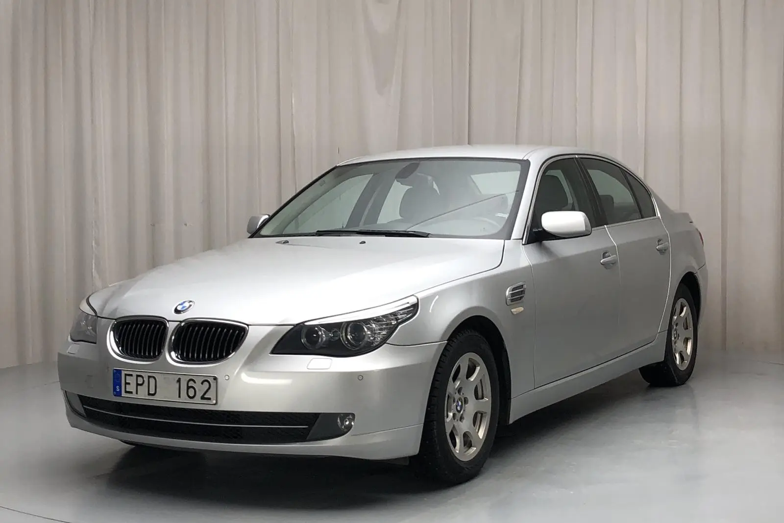 BMW 5 Serisi 5 Serisi 523i Standart 5