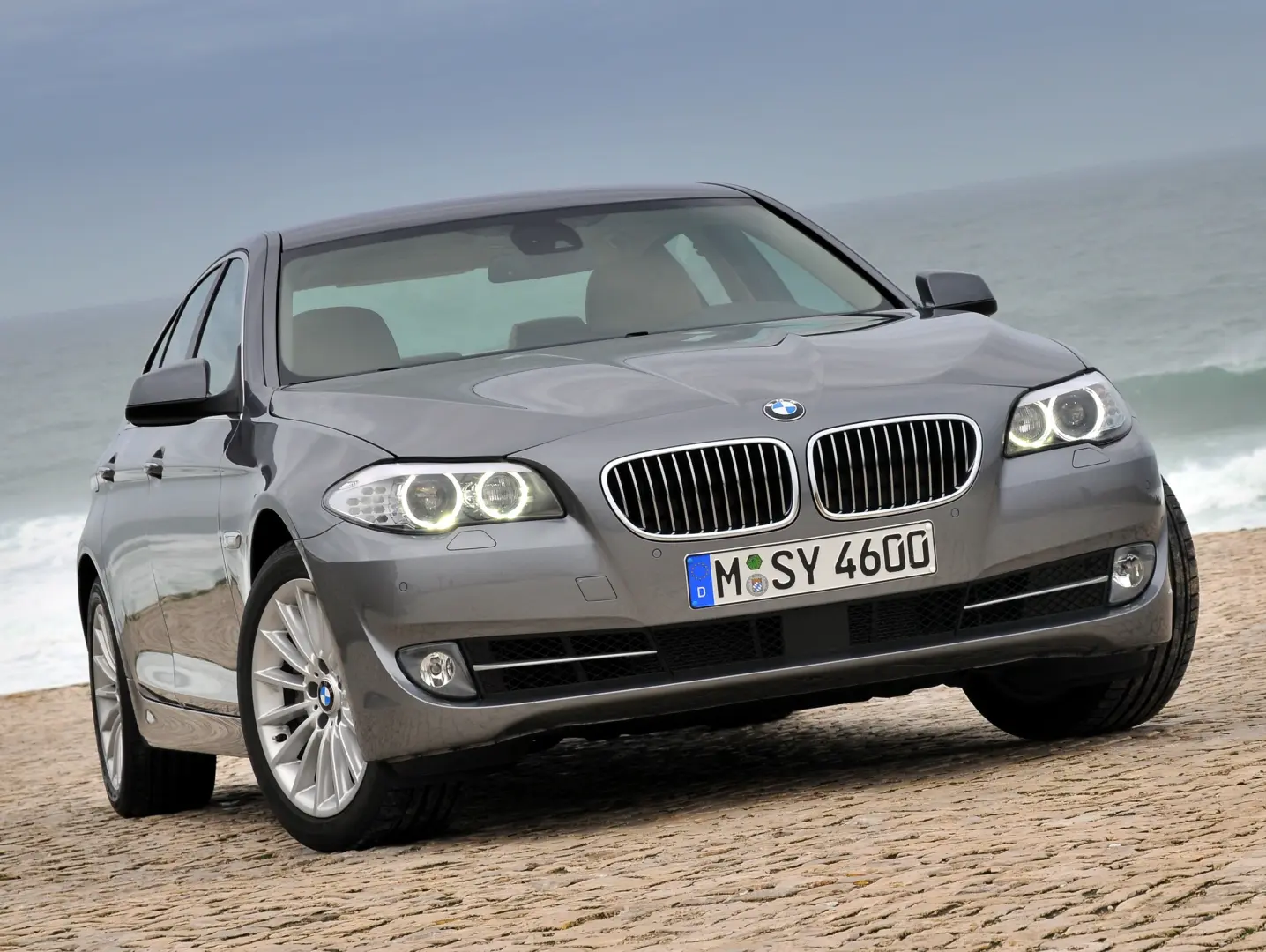 BMW 5 Serisi 5 Serisi 523i Standart 1