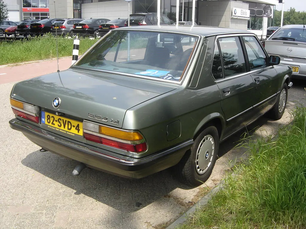 BMW 5 Serisi 5 Serisi 524d Standart 3