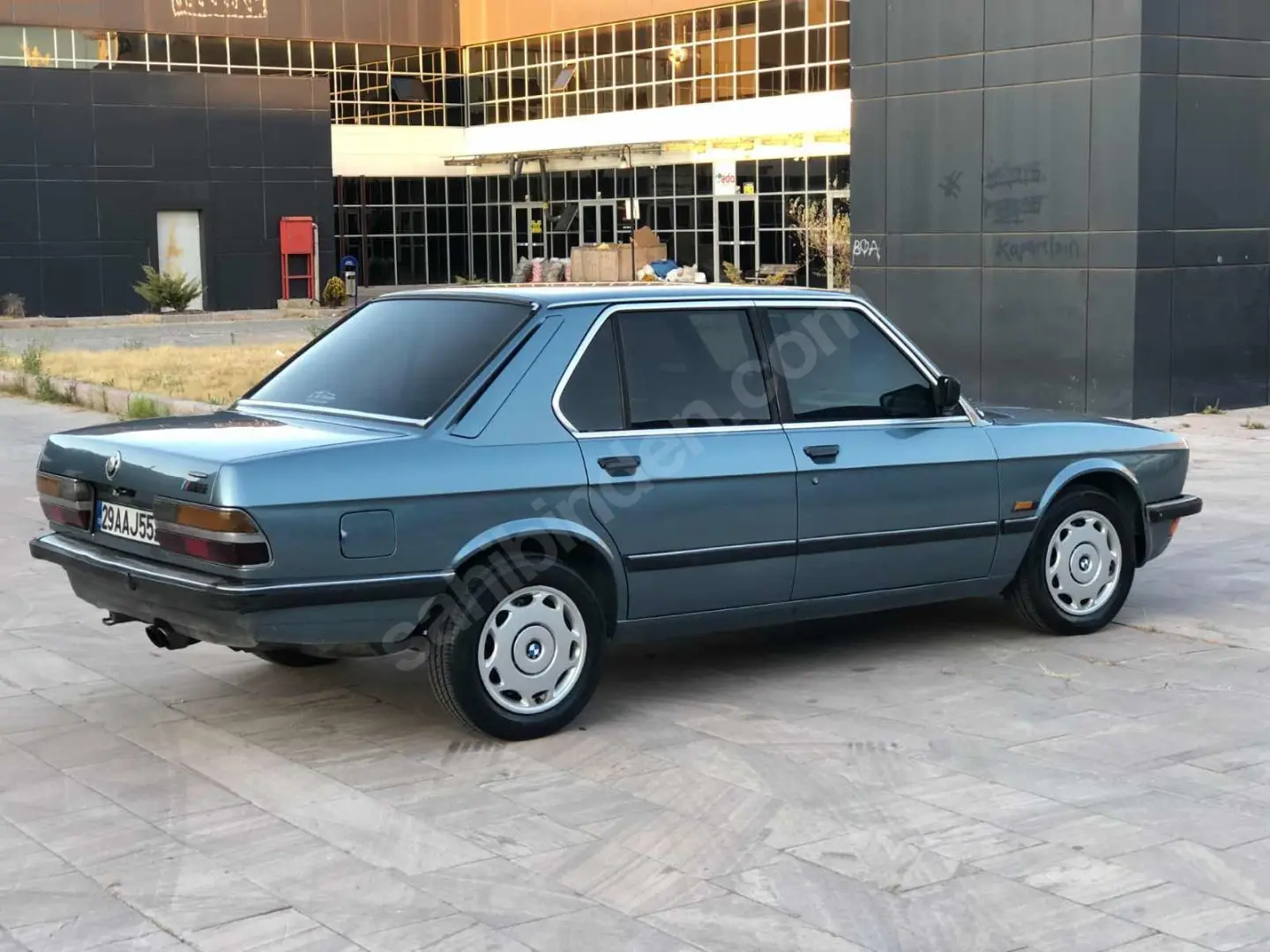 BMW 5 Serisi 5 Serisi 524d Standart 3