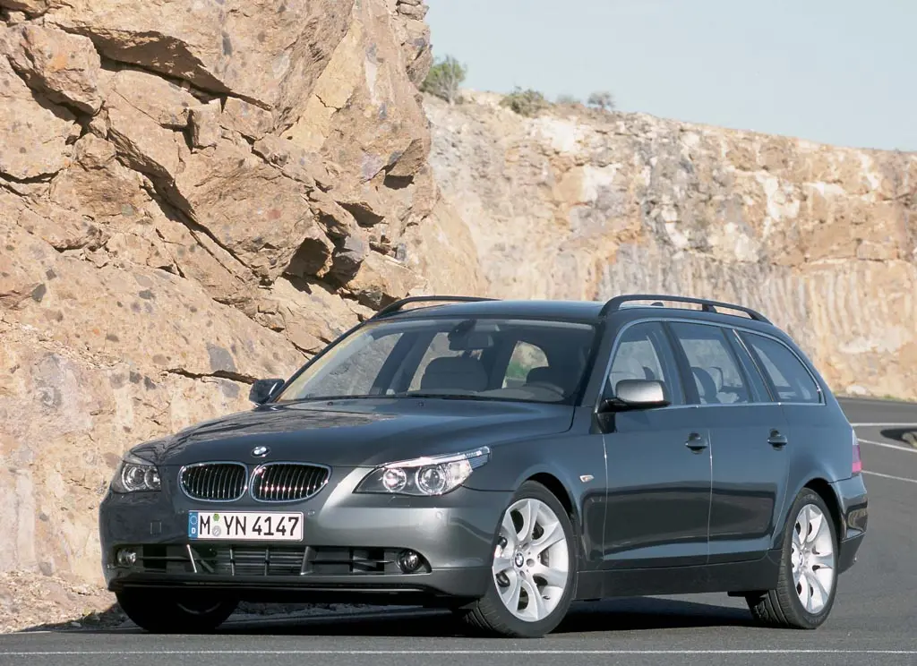 BMW 5 Serisi 5 Serisi 525d Standart 1