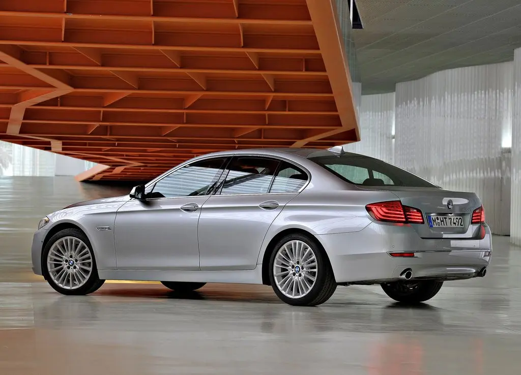 BMW 5 Serisi 5 Serisi 525d xDrive Executive Sport 5