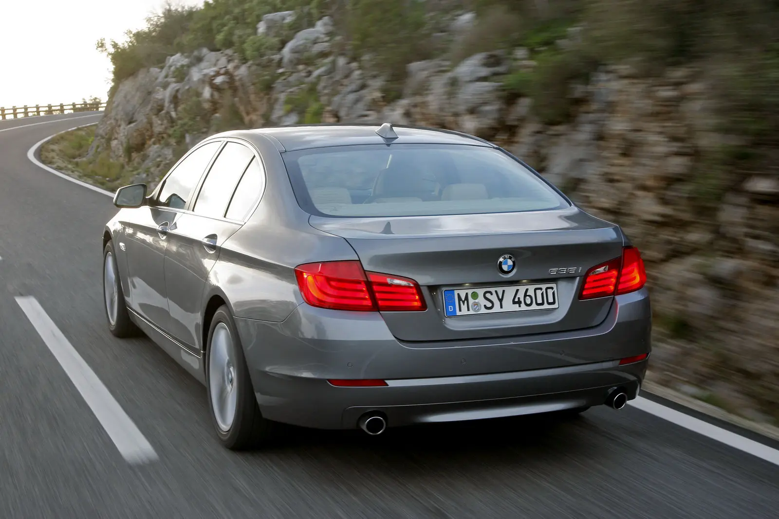 BMW 5 Serisi 5 Serisi 525d xDrive Premium 5