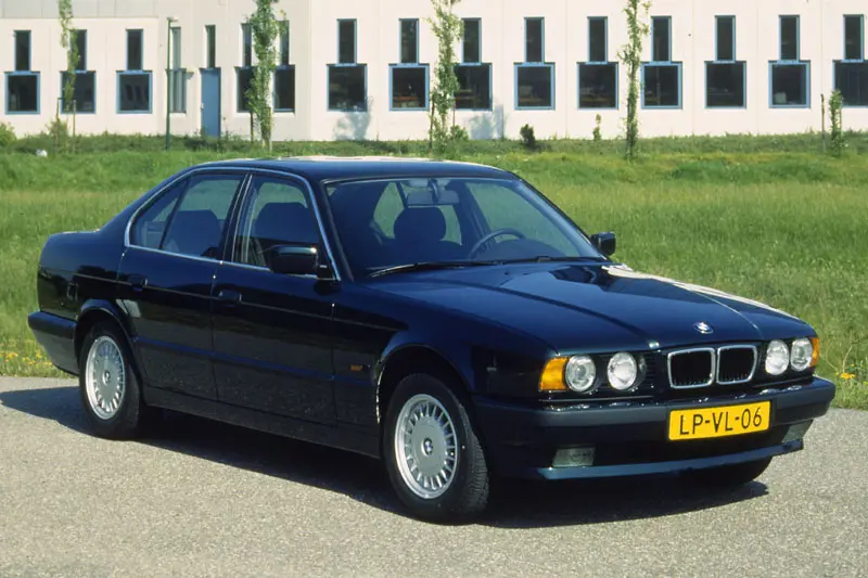 BMW 5 Serisi 5 Serisi 525i 24V Standart 1