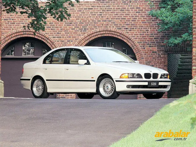 BMW 5 Serisi 5 Serisi 525i 24V Standart 6