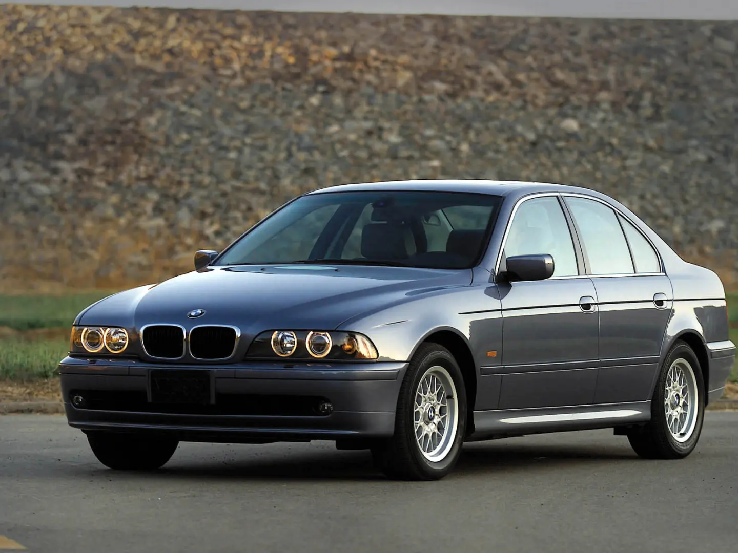 BMW 5 Serisi 5 Serisi 525i Standart 3