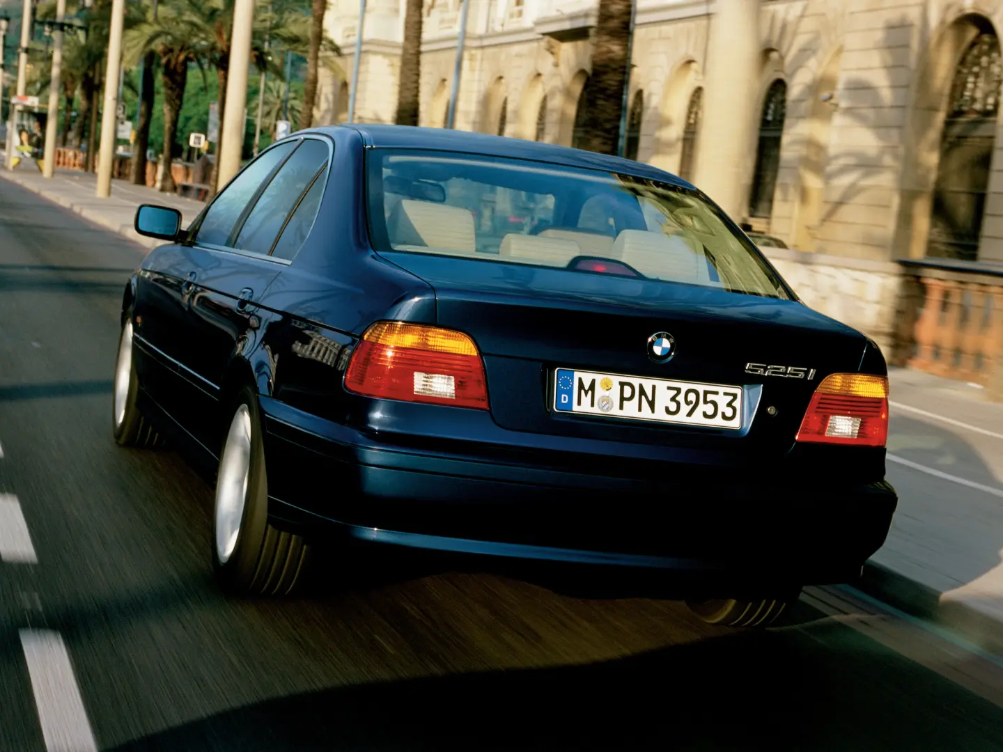 BMW 5 Serisi 5 Serisi 525i Standart 4