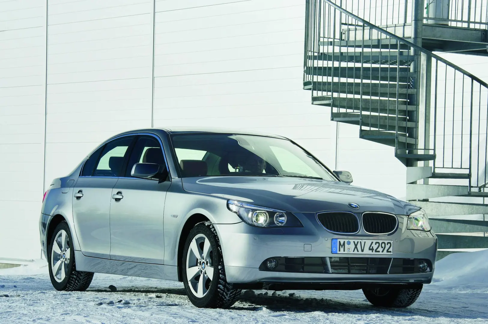 BMW 5 Serisi 5 Serisi 525i xDrive Standart 0