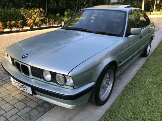 BMW 5 Serisi 5 Serisi 525td Standart 1