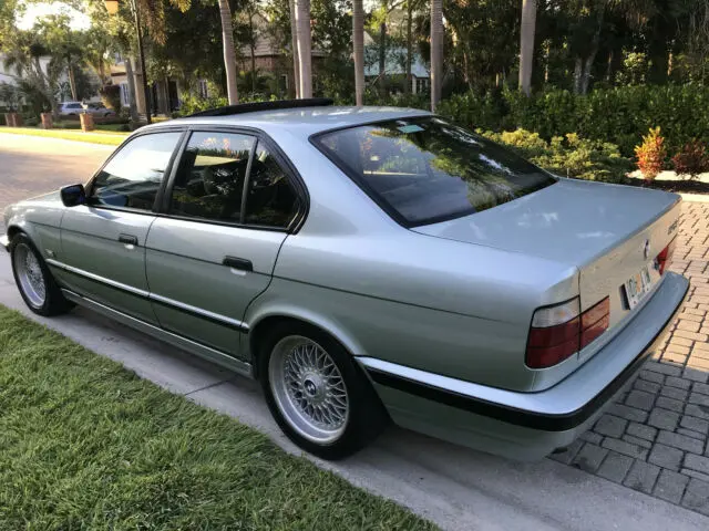 BMW 5 Serisi 5 Serisi 525td Standart 4