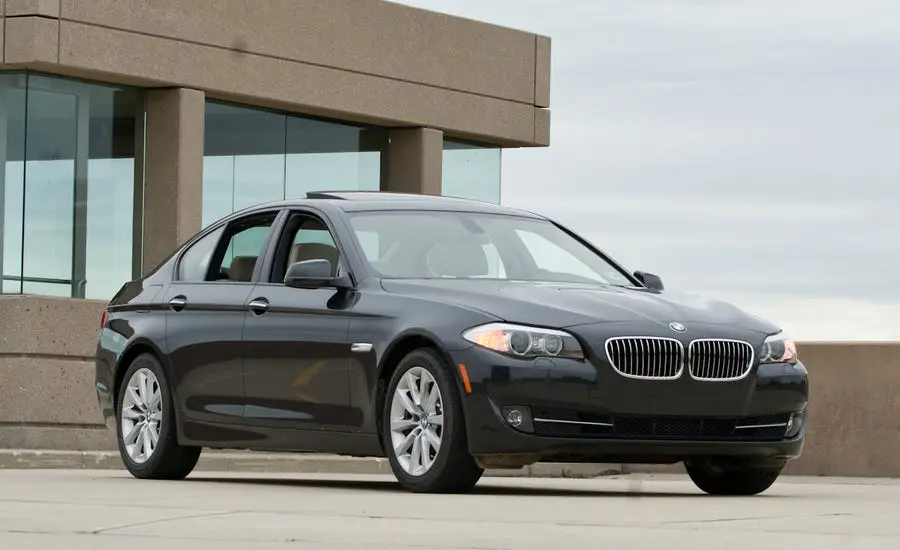 BMW 5 Serisi 5 Serisi 528i xDrive Comfort 3