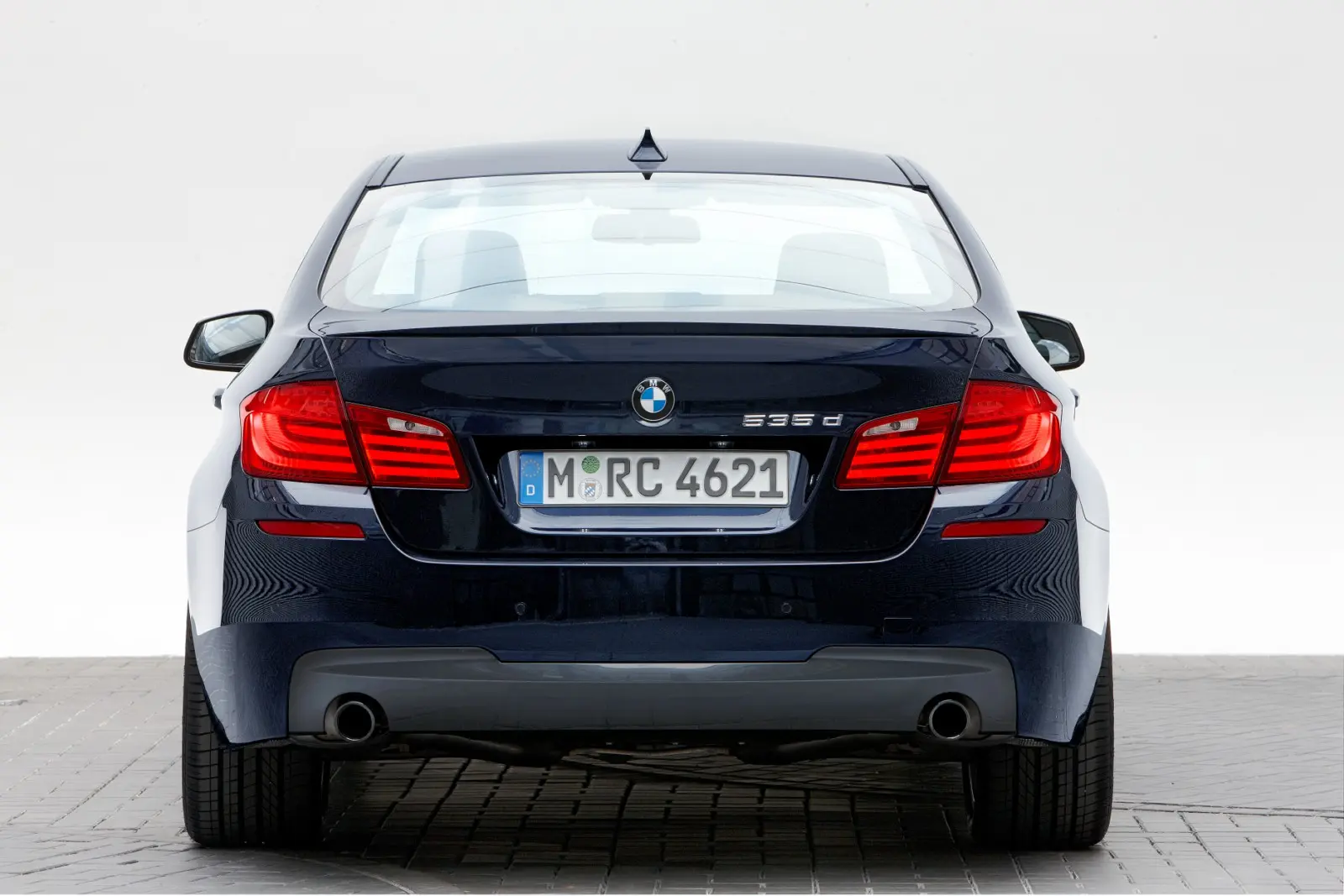 BMW 5 Serisi 5 Serisi 535d xDrive M Sport 4
