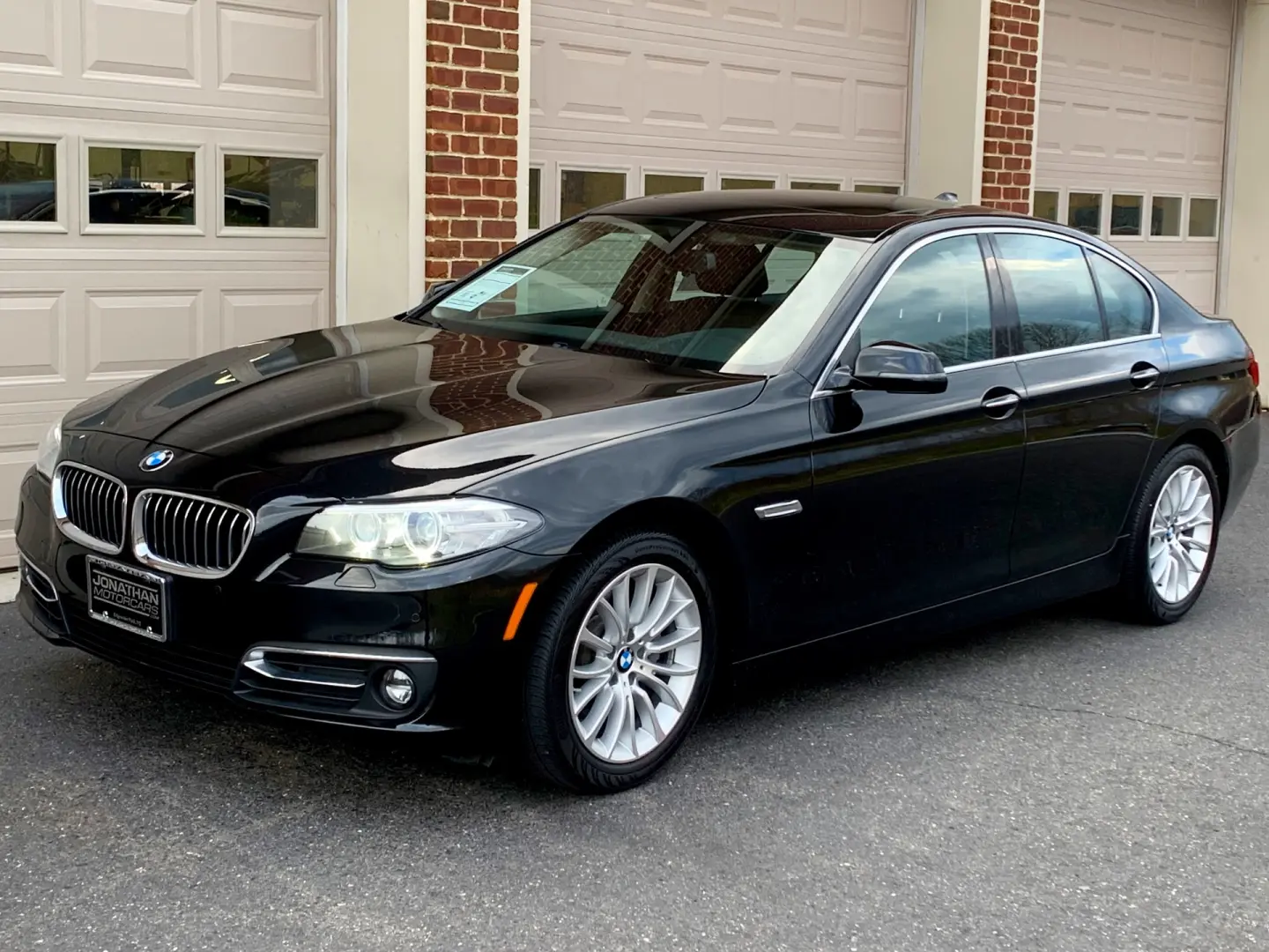 BMW 5 Serisi 5 Serisi 528i xDrive Standart 0