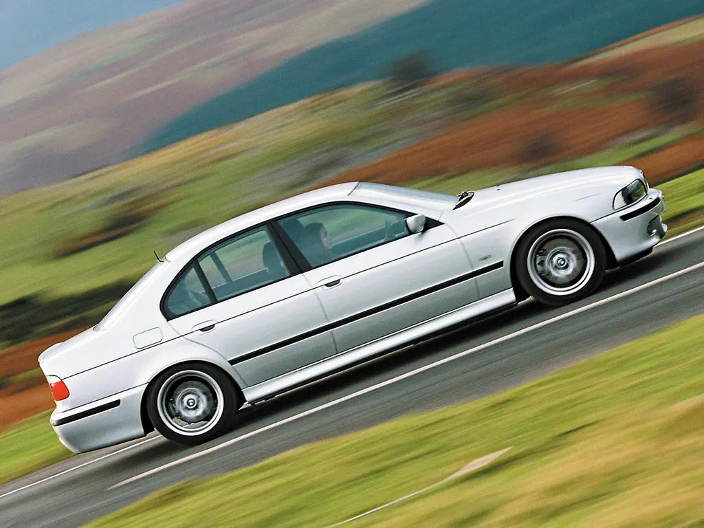 BMW 5 Serisi 5 Serisi 530d Standart 6