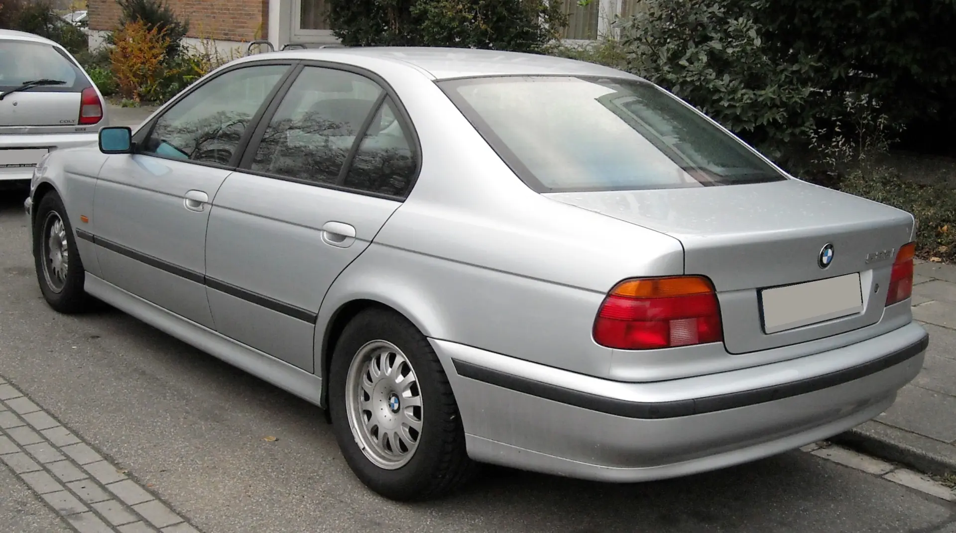 BMW 5 Serisi 5 Serisi 530d Standart 2