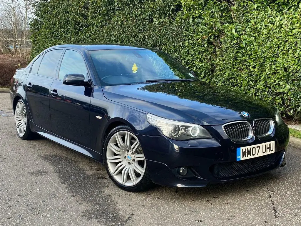 BMW 5 Serisi 5 Serisi 530d xDrive Standart 5