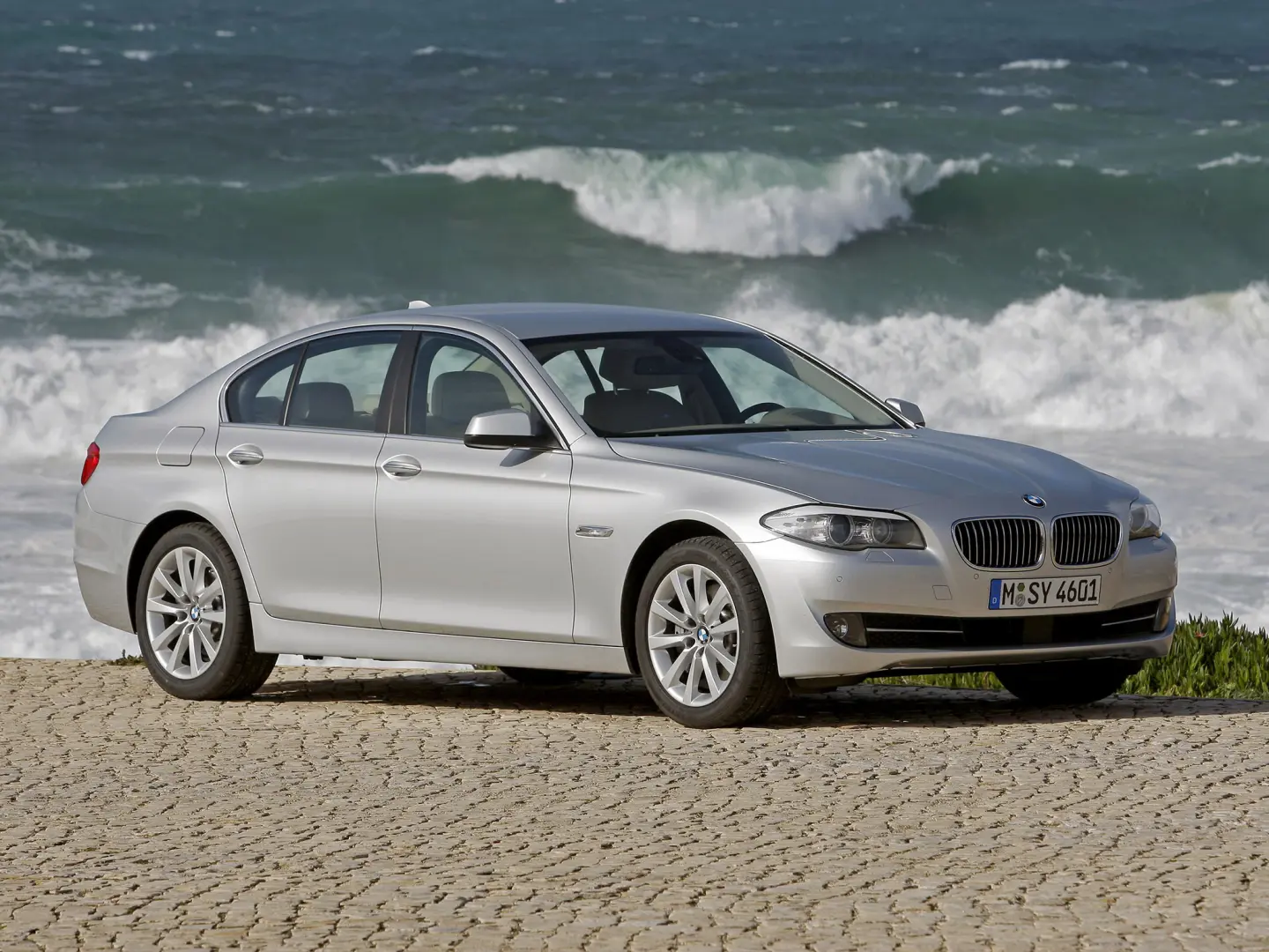 BMW 5 Serisi 5 Serisi 530d Standart 7