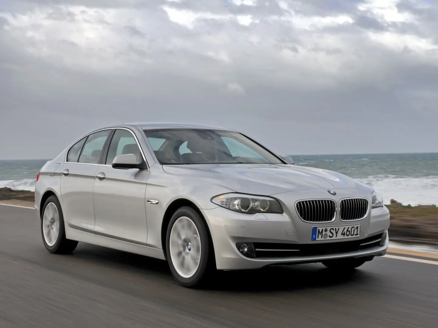 BMW 5 Serisi 5 Serisi 530d Standart 4